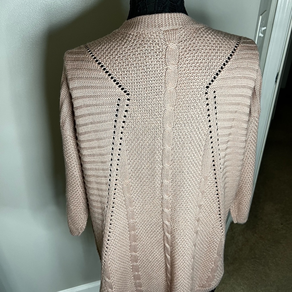 Torrid - Picture 2 of 3